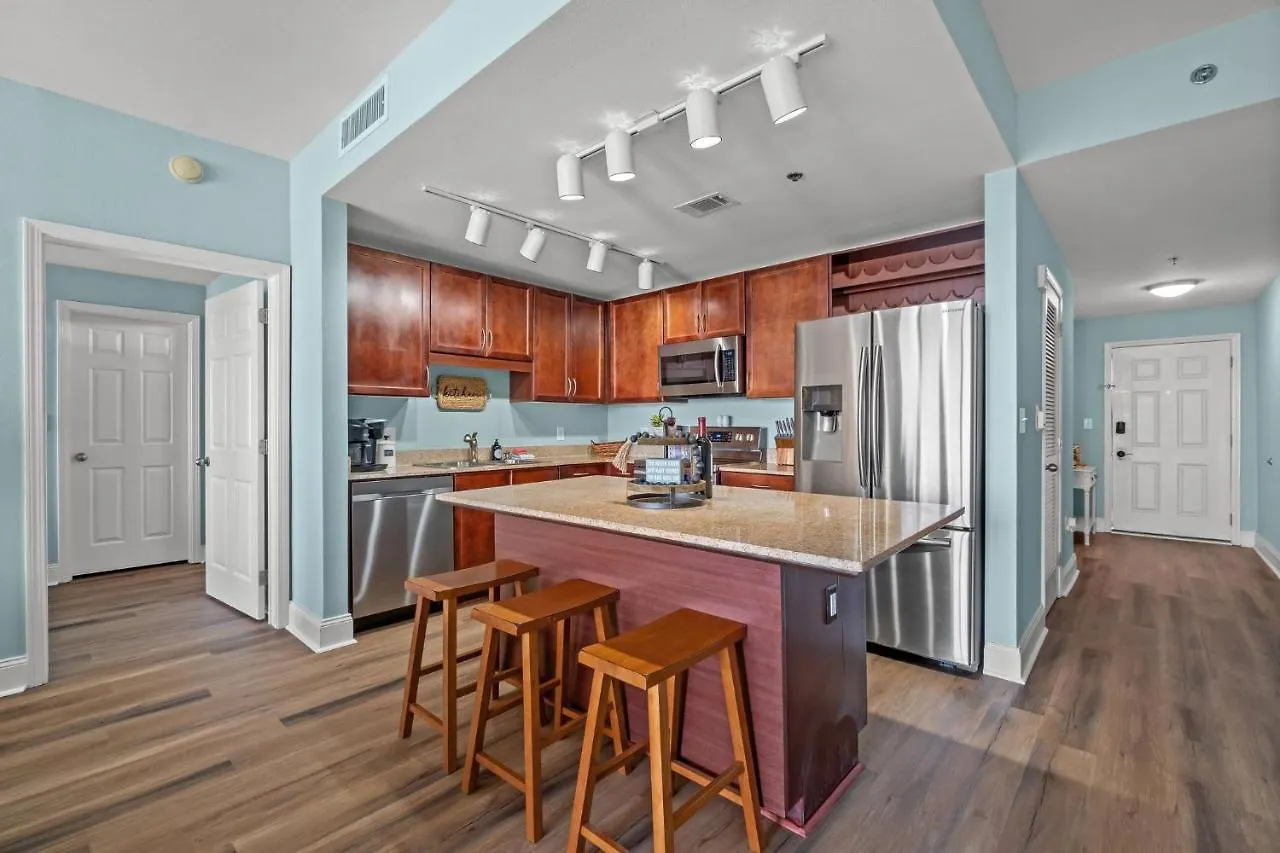Deja Blue At Laketown Wharf #1831 By Nautical Properties Panama City Beach United States
